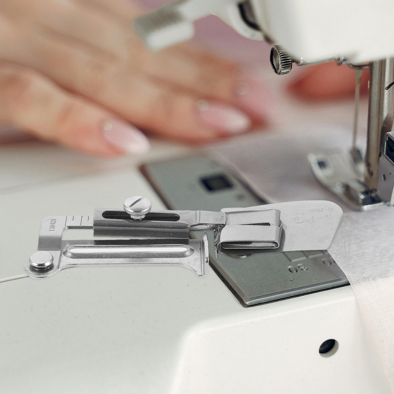 Professional Small Seamer Bind - Rolled Hem Foot ulasan dan harga